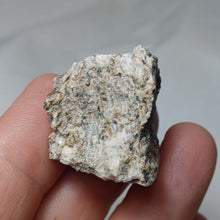 Load image into Gallery viewer, Zircons des Pyrénées
