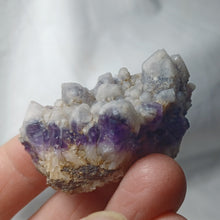 Load image into Gallery viewer, Améthyste d'Auvergne
