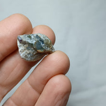 Charger l'image dans la galerie, Saphir des Pyrénées
